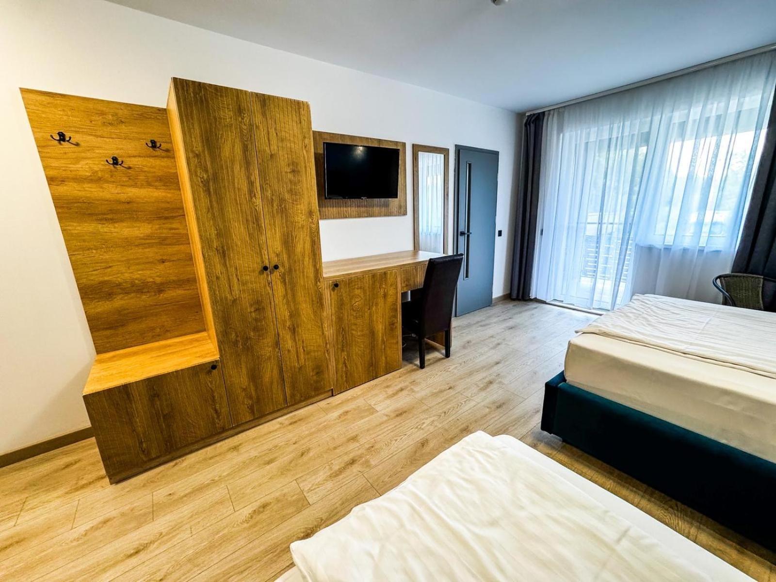 Motel Dalia Gilau Luaran gambar