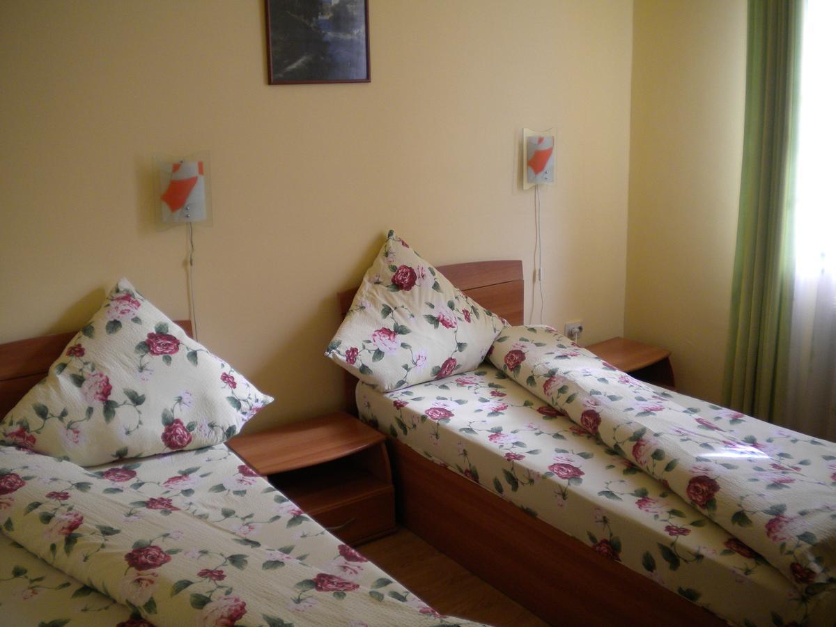 Motel Dalia Gilau Luaran gambar